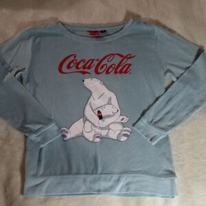 COCA COLA POLAR BEAR SIZE MEDIUM LONG SLEEVES SHIRT!!